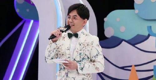 吃瓜娱乐主持人是谁,揭秘吃瓜娱乐主持人背后的故事