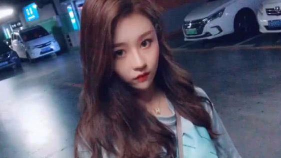 娱乐吃瓜酱抖音美颜视频,揭秘网红滤镜下的真实魅力